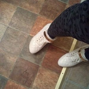 Quilted platform sneakers